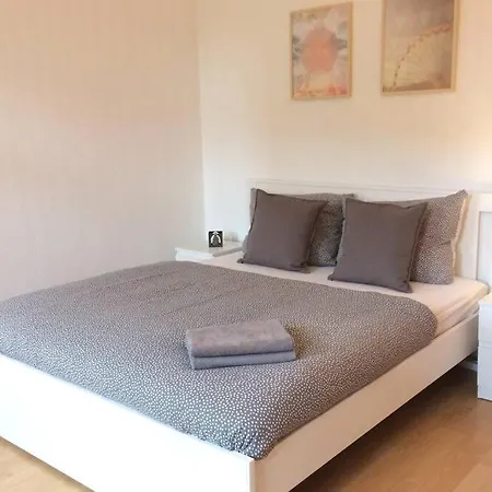 Apartment Neustadt - Whg Direkt Auf Der Louisenstrasse